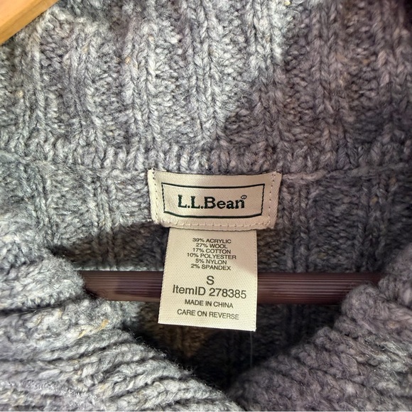 L.L. Bean Grey Wool Blend Button Front Sweater Size Small - Picture 5 of 6
